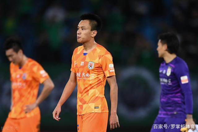 热刺后卫高井幸大租借加盟比甲圣图尔登，租期一年